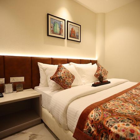 Hiraya Hotels Mohali 외부 사진