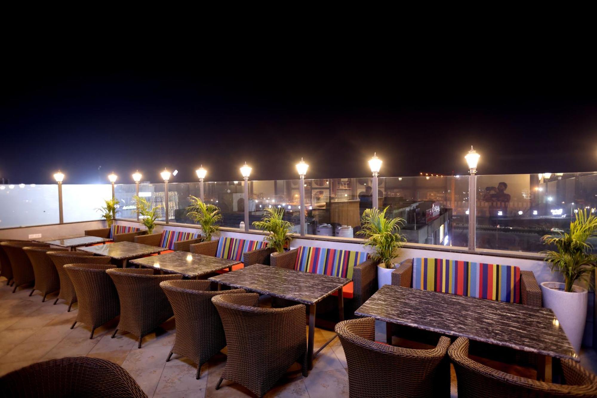 Hiraya Hotels Mohali 외부 사진